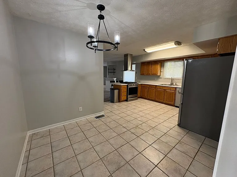 2087 Granada Dr — Photo 23
