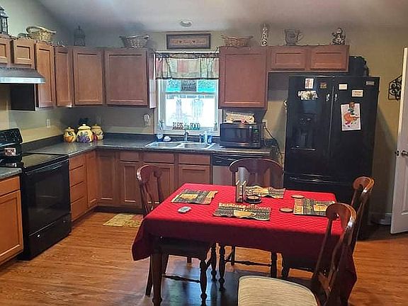 3rd image of 3440 N Quail Dr