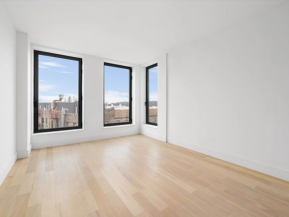 5th image of 111 Montgomery St APT 8K