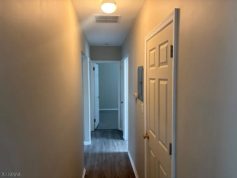 192 Central Ave — Photo 11