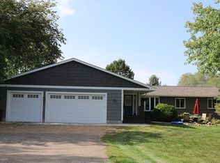 570 Omaha Rd, Hudson, WI 54016