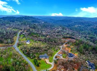 18221 Mountain Park Ct, Grass Valley, CA 95949