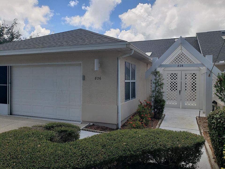 1st image of 826 Oakwood Dr