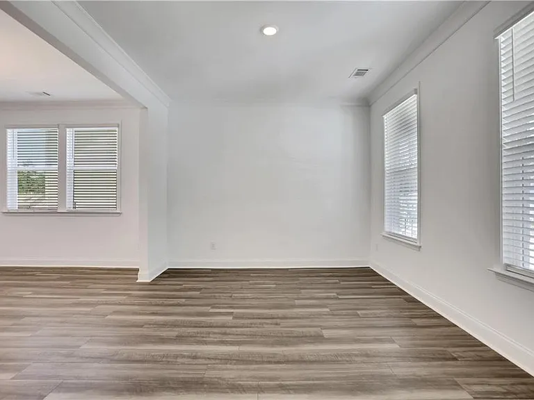 3198 Shirecrest Ln — Photo 6