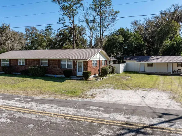 132 SE Oakmont St, Lake City, FL 32025