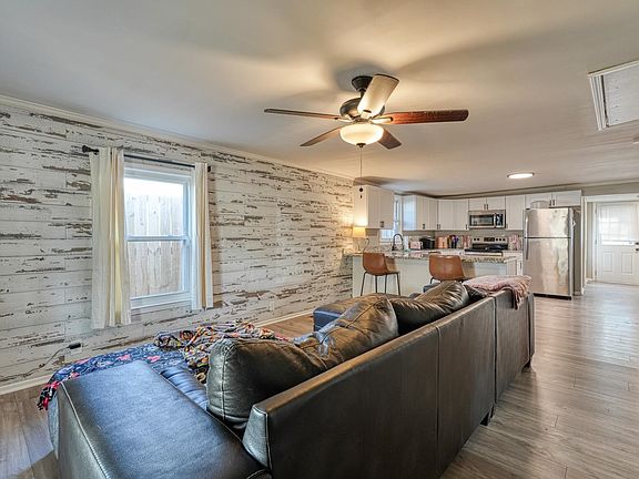 2nd image of 115 May St