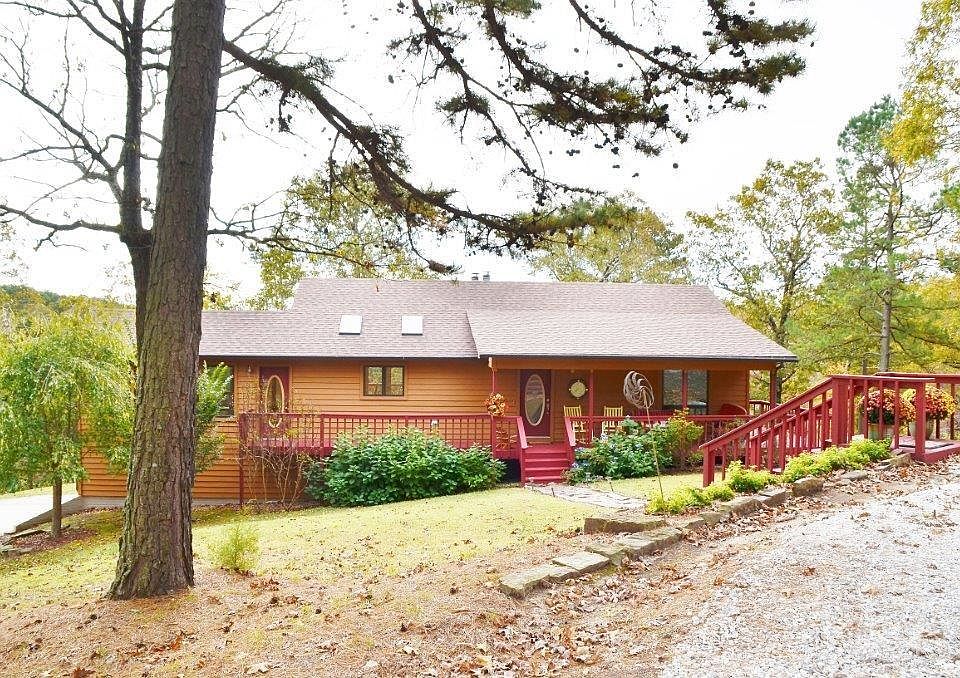1st image of 17768 Huckleberry Ln