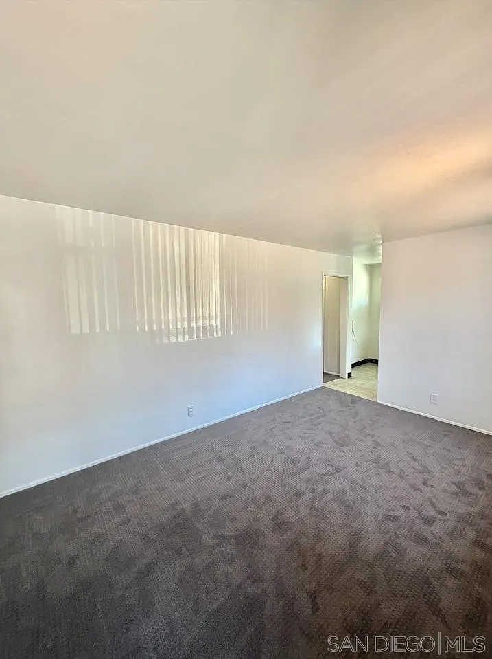 1 bed, 1.0 bath, 500 sqft, $1,595 — Photo 2