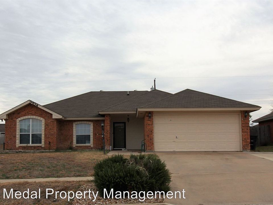 1st image of 3704 Foxglove Ln