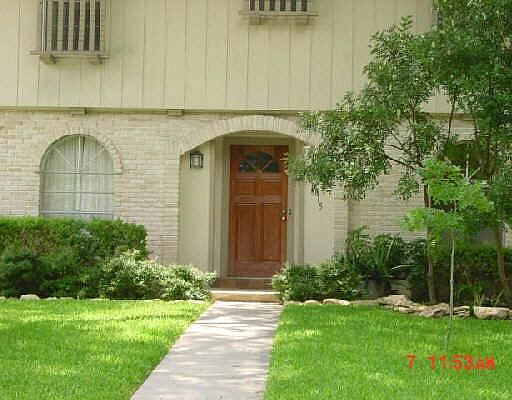 2nd image of 10815 PINEHILL DR