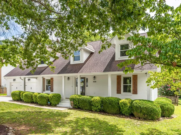 8520 Horseshoe Bend Ln, Ooltewah, TN 37363