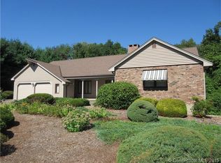 89 Goff Brook Cir, Wethersfield, CT 06109