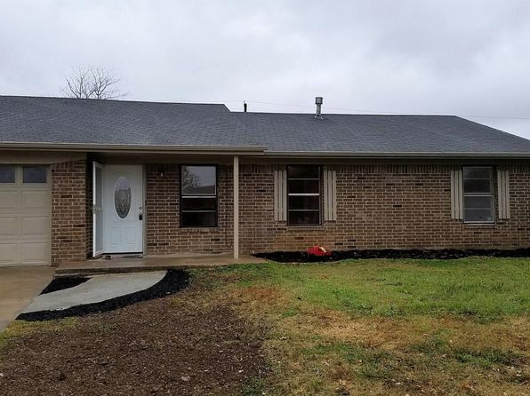 302 Liza Ln