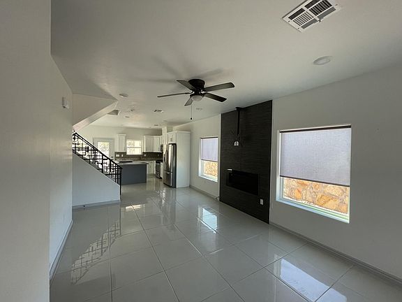 5th image of 6315 Escondido Dr #A