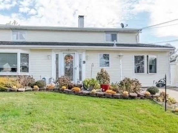 9 Fairlane Dr