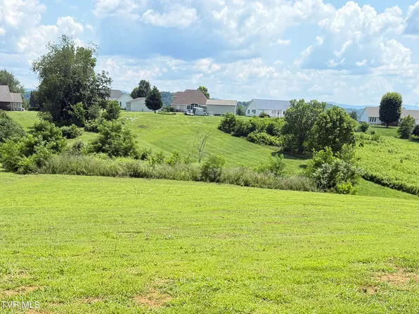 16618 Singingwood Ln, Bristol, VA 24202