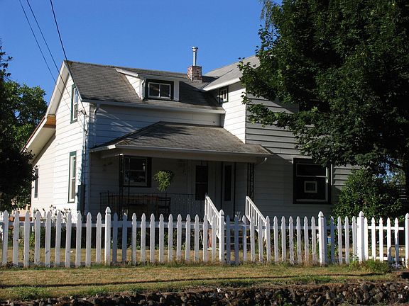 View from Quarry Rd 2005