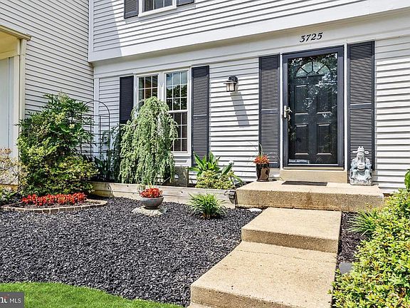 3rd image of 3725 Stepping Stone Ln