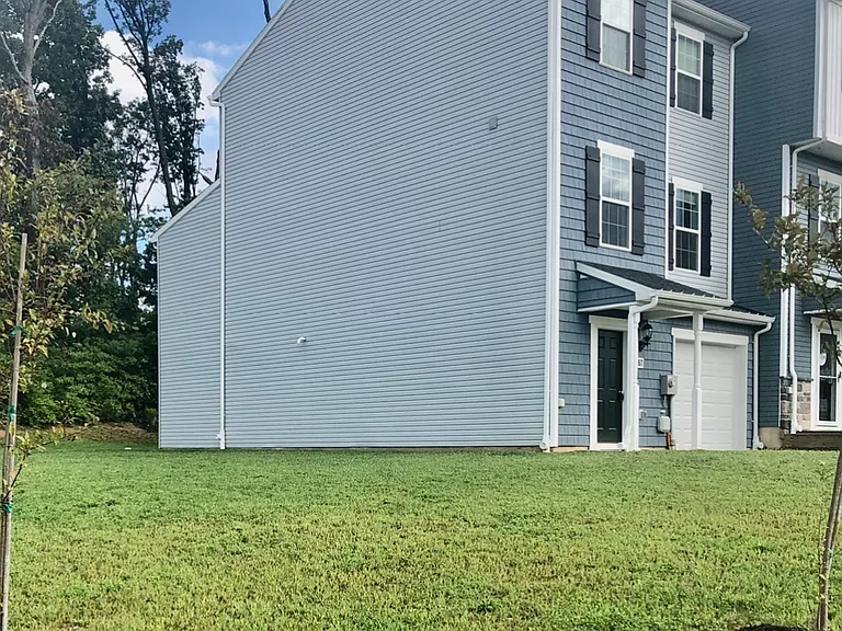 67 Ayrshire Dr — Photo 15