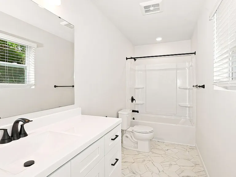 8130 Crestbrook Ct — Photo 22