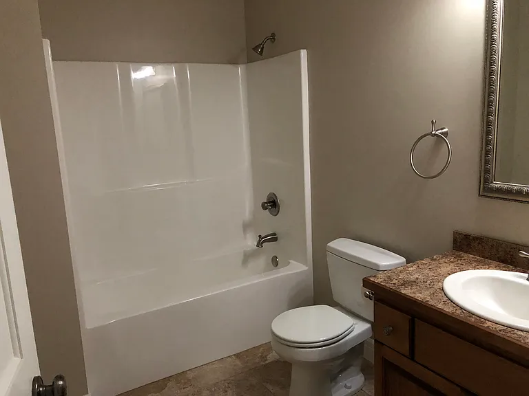 1124 Pomeroy St — Photo 5