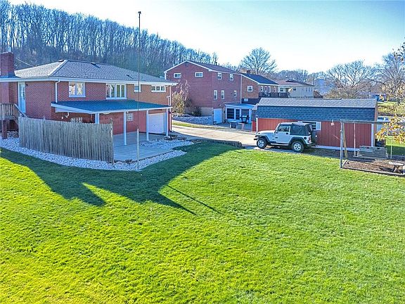 4th image of 740 William Dr