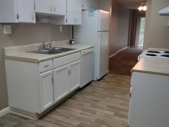 5th image of 2900 Cove Cay Dr #3D-1