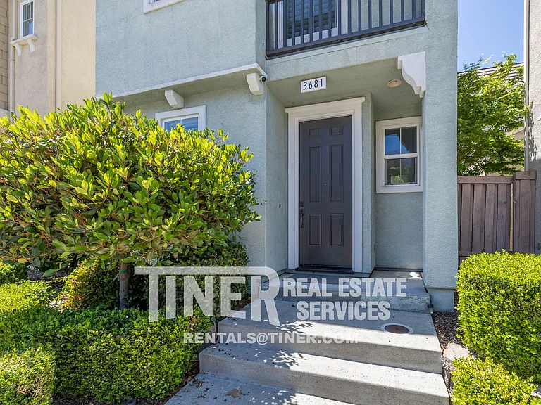 3681 Tice Creek Way — Photo 8