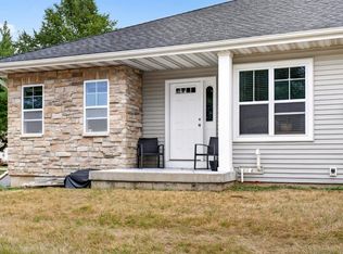 5101 Merwood Ln, Madison, WI 53718