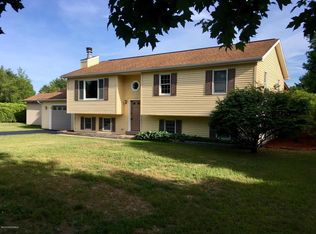 22 Country Acres Dr, Hudson Falls, NY 12839