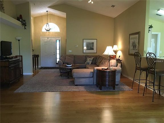 3rd image of 4060 Capland Ave