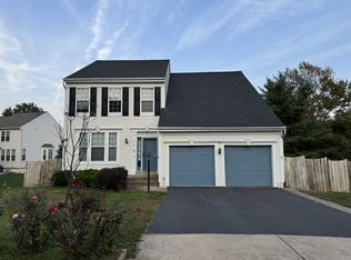 5115 Higgins Dr, Dumfries, VA 22025