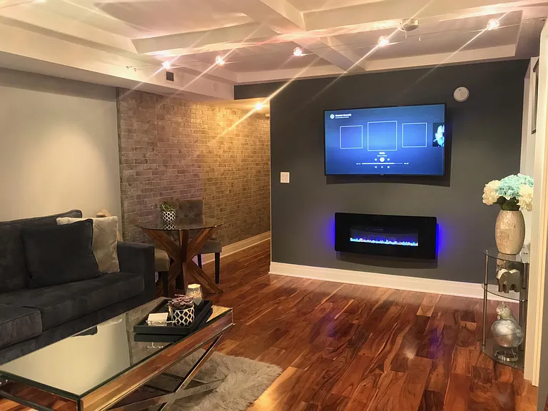 1829 California St NW #103 — Photo 7