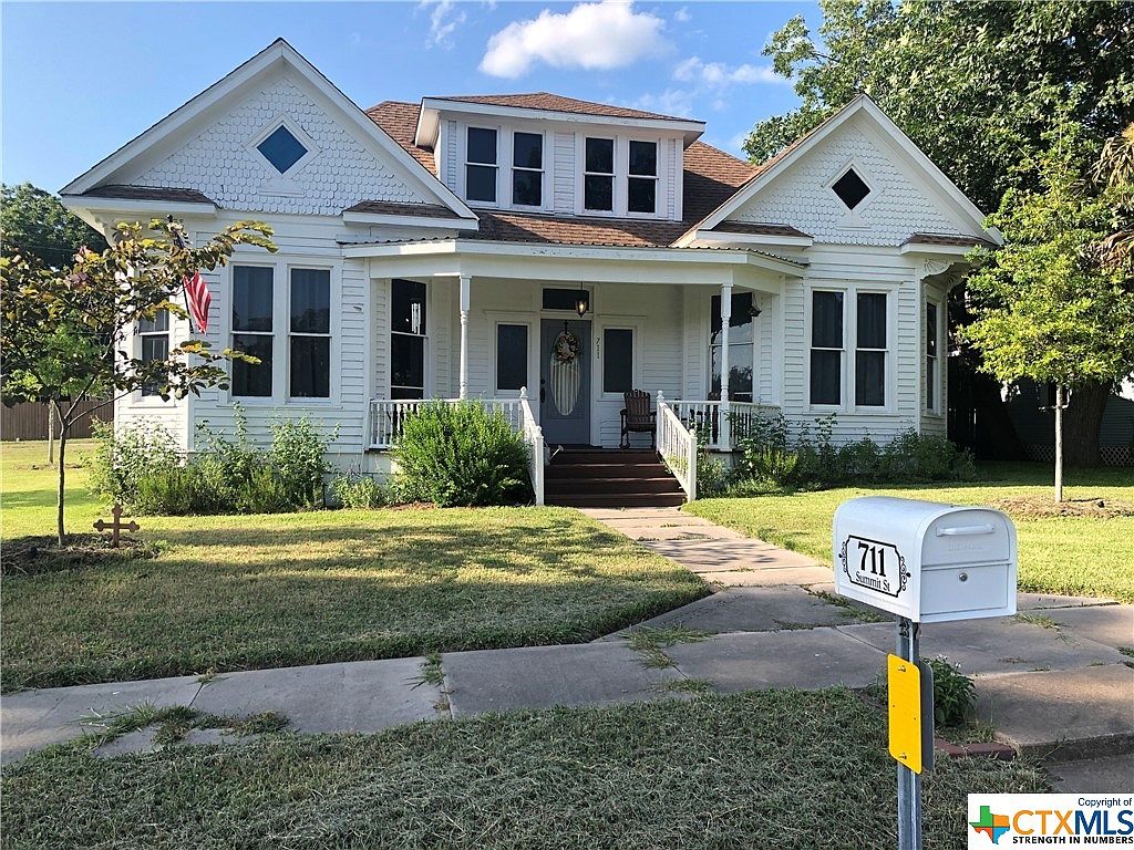 711 Summit St, Schulenburg, TX 78956 Zillow