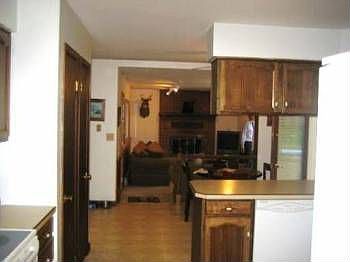 5th image of 662 Berkshire Dr