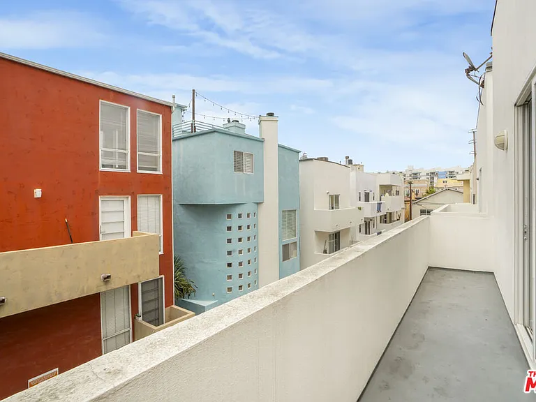 115 Galleon St #A — Photo 26