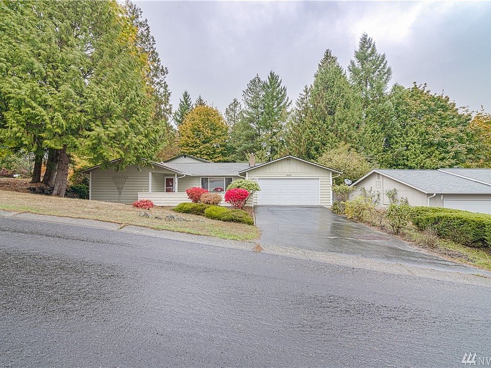 1st image of 440 NE Cottonwood Dr