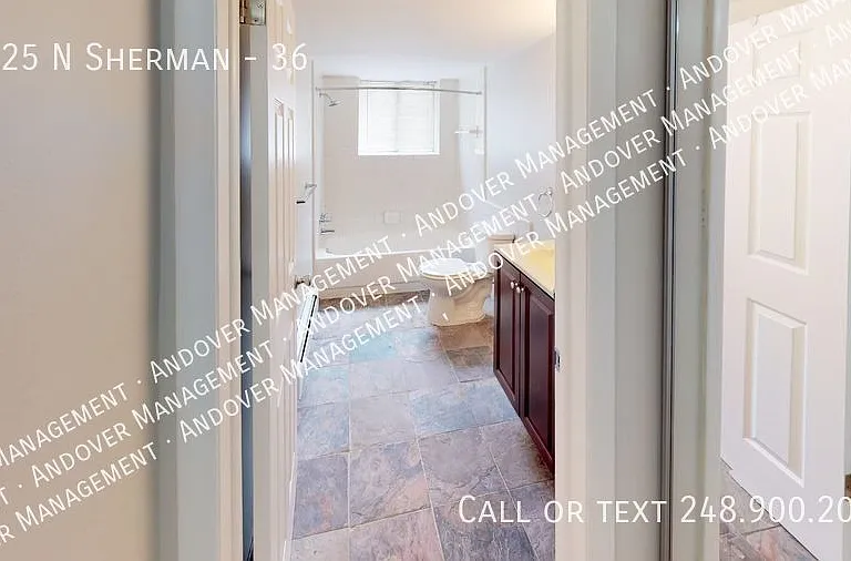 1125 N Sherman Dr #36 — Photo 5