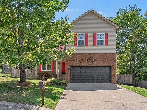 3rd image of 802 Crystal Ct