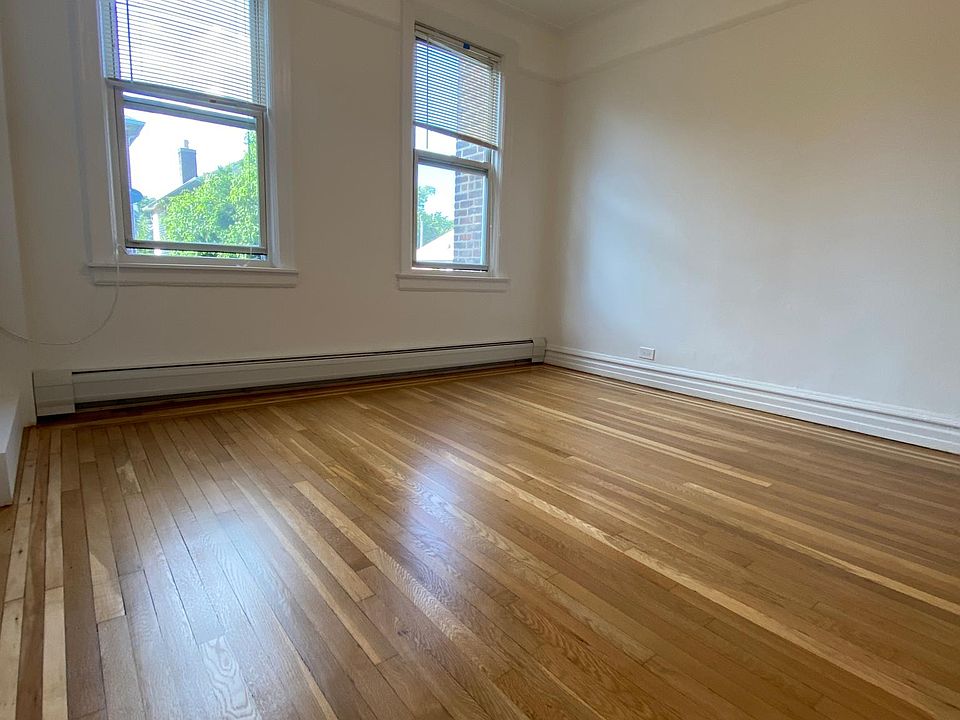 2nd image of 2408 Jerome Ave