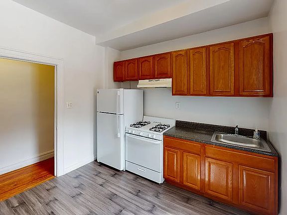5th image of 9850 67th Ave APT 3J
