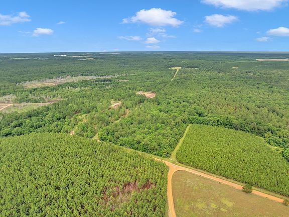 3rd image of 2848 Lee Rd