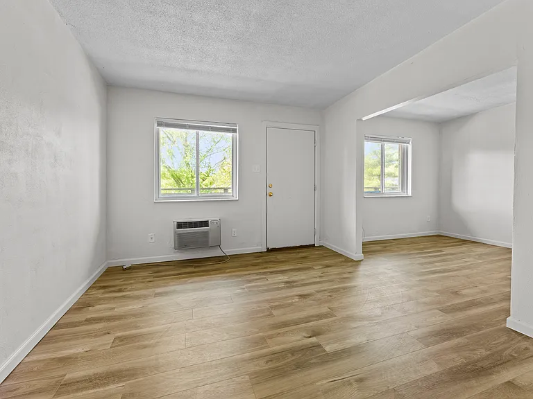 2109 Bellevue Ave #J — Photo 14