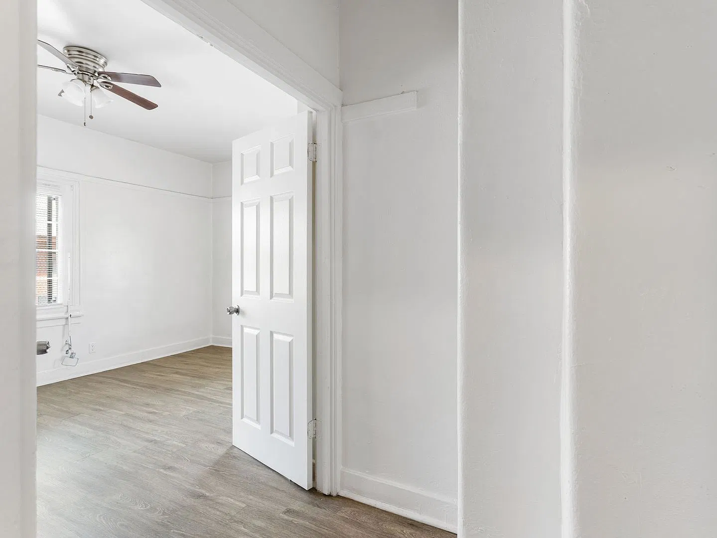 1424 Chestnut Avenue — Photo 4