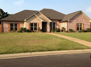 218 Madison Rdg, Vicksburg, MS 39180