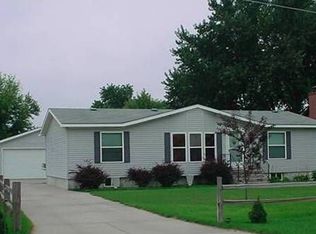 593 E Capital Ave, Grand Island, NE 68801