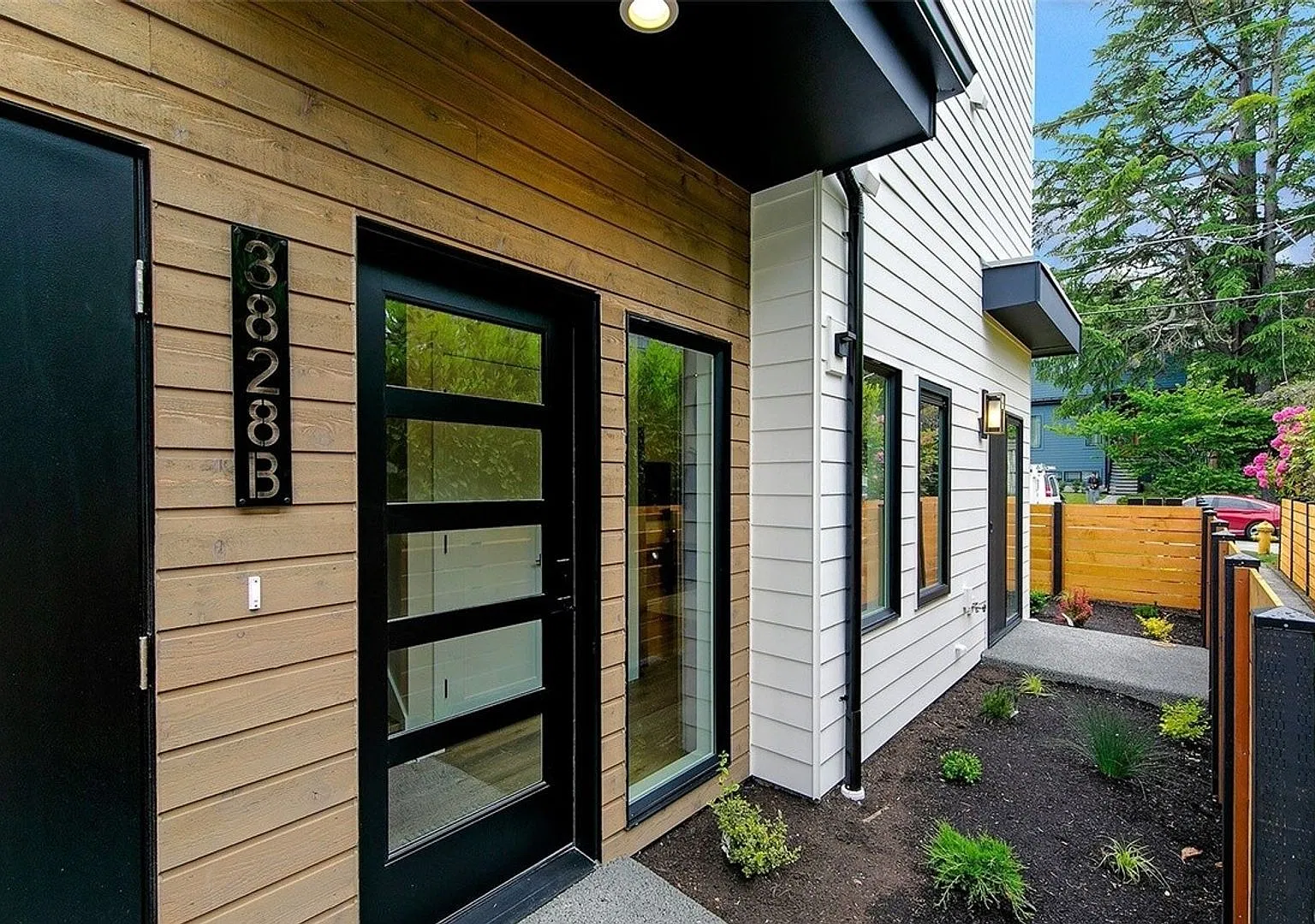 Magnolia Townhome — Photo 2
