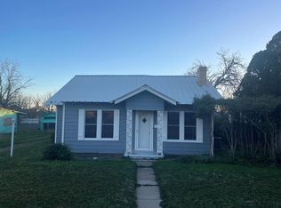 707 N 9th St, Ballinger, TX 76821