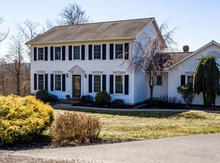 93 Hunt Club Dr, Bloomsburg, PA 17815