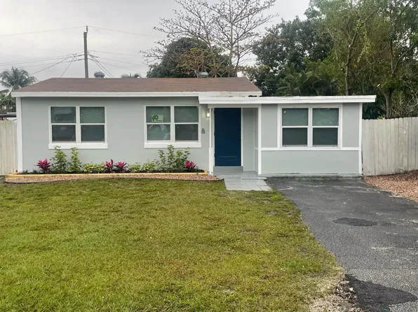4696 Clinton Boulevard, Lake Worth, FL 33463